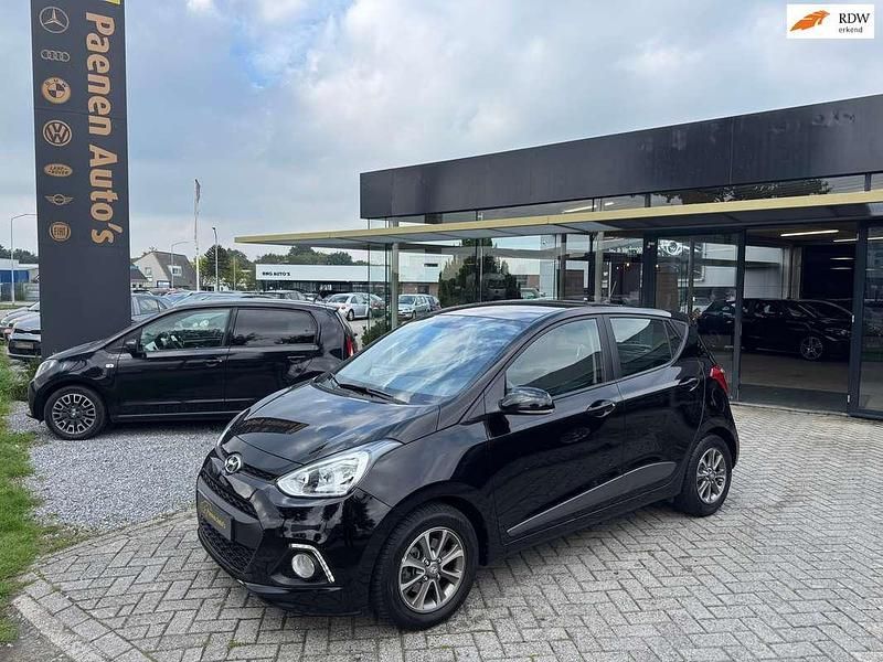 Zwart Gebruikt 2015 Hyundai i10 Hatchback | € 9.999 (Eerlijke prijs) - Afbeelding 1/4