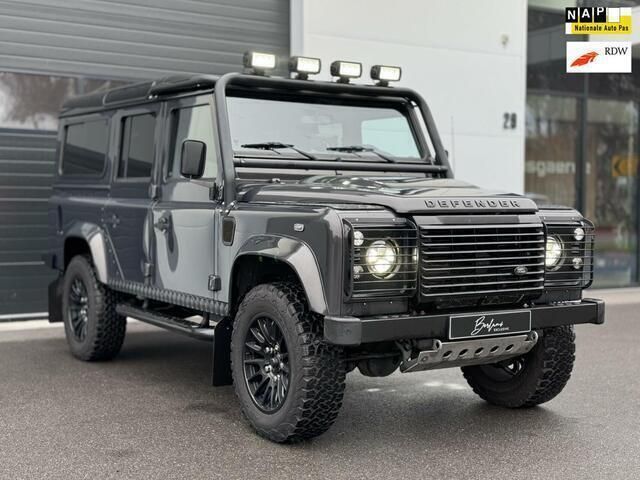 Grijs Gebruikt 2015 Land Rover Defender Adventure SUV | € 77.950 - Afbeelding 1/4