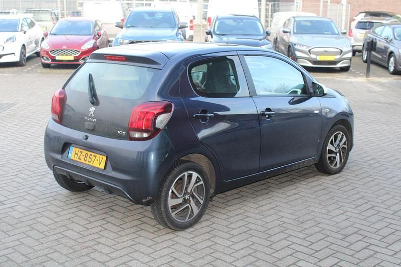 Occasion Peugeot 108 Envy 69 PK (50 kW) 2016 Blauw Hatchback