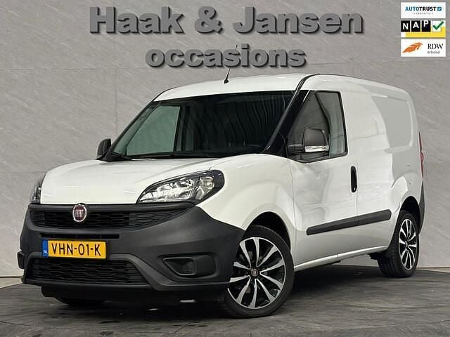 Wit Gebruikt 2020 Fiat Doblò MPV | € 7.750 (Goede deal) - Afbeelding 1/4
