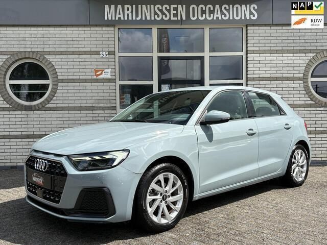 Grijs Gebruikt 2021 Audi A1 Sportback Advanced Hatchback | € 20.950 (Eerlijke prijs) - Afbeelding 1/4