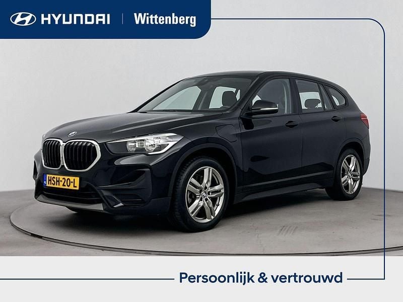 Zwart Gebruikt 2021 BMW X1 SUV | € 29.900 (Goede deal) - Afbeelding 1/4