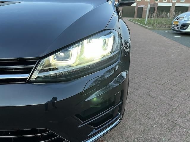 Occasion VW Golf VII R 301 PK (221 kW) 2016 Zwart Hatchback