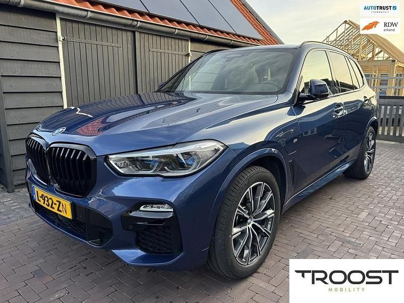 Blauw Occasion 2021 BMW X5 Executive SUV | € 44.895 (Goede deal) - Afbeelding 1/4