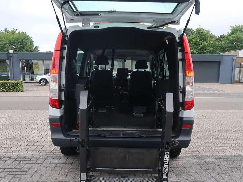 Wit Gebruikt 2012 Mercedes Vito MPV | € 19.950 - Afbeelding 1/4