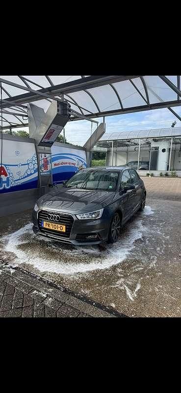 Occasion 2016 Audi A1 Sportback Sport Hatchback | € 15.750 - Afbeelding 1/3