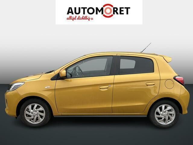 Geelsand yellow m Gebruikt 2023 Mitsubishi Space Star Hatchback | € 15.950 (Iets duurder) - Afbeelding 1/4