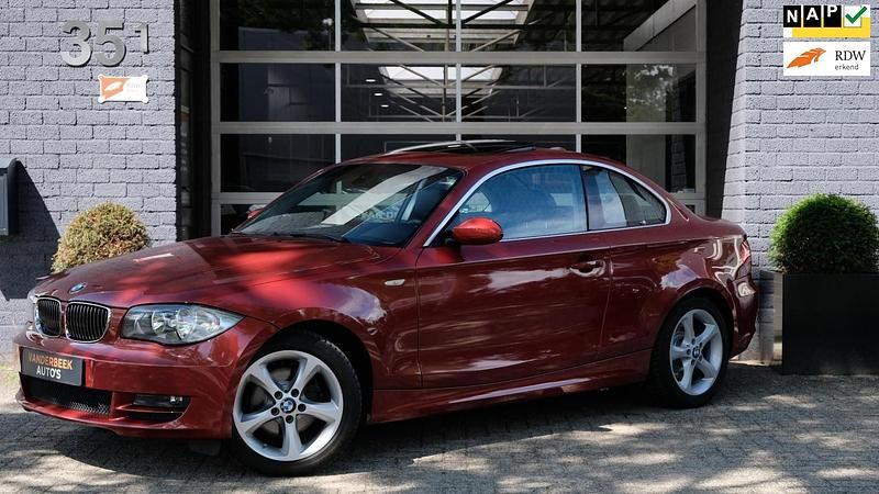Rood Gebruikt 2008 BMW 125 Coupé Coupé | € 12.950 - Afbeelding 1/4