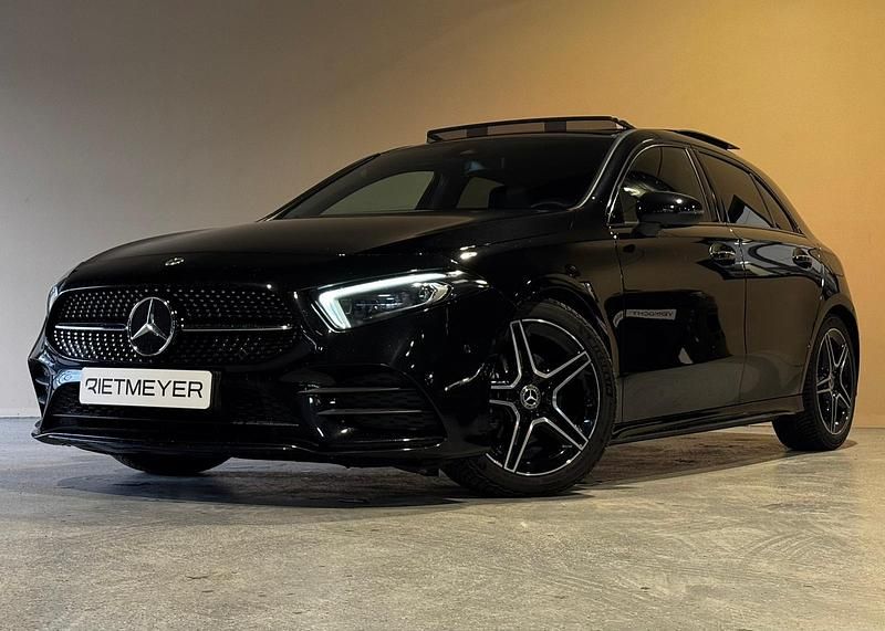 Occasion Mercedes A180 Business 136 PK (100 kW) 2022 Zwart Hatchback