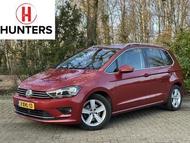 Rood Gebruikt 2014 VW Golf Sportsvan Highline MPV | € 10.250 (Eerlijke prijs) - Afbeelding 1/4