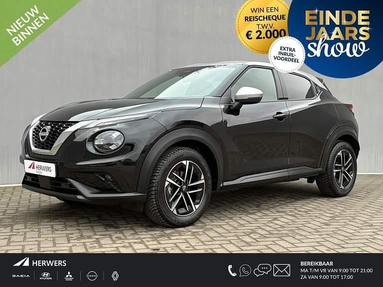 Yay pearl black & platinum silver dak Occasion 2025 Nissan Juke N-Connecta SUV | € 25.935 (Eerlijke prijs) - Afbeelding 1/4