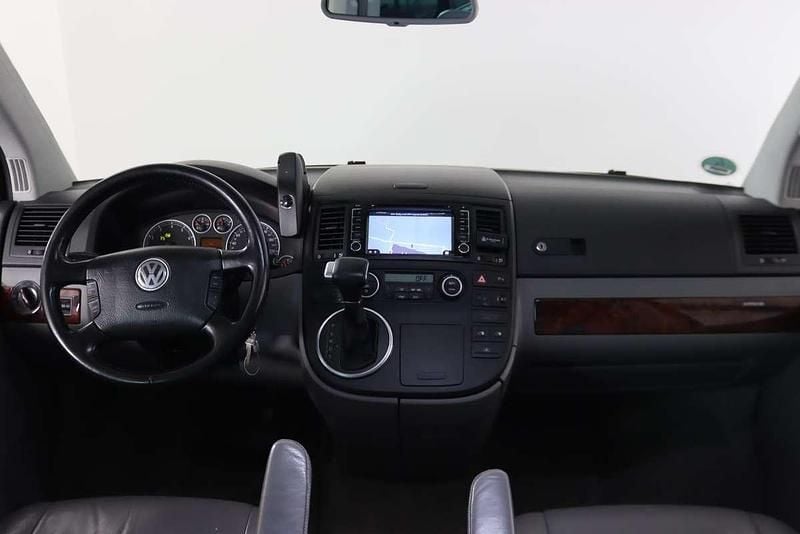 Occasion VW Multivan Highline 231 PK (169 kW) 2004 Zwart Van