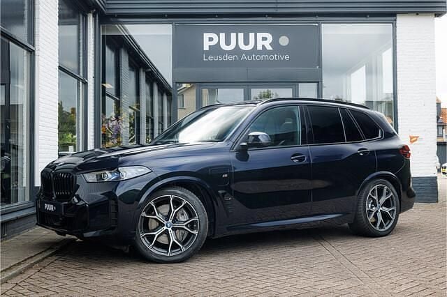 Zwart Gebruikt 2023 BMW X5 Comfort Edition SUV | € 81.995 (Super prijs) - Afbeelding 1/4