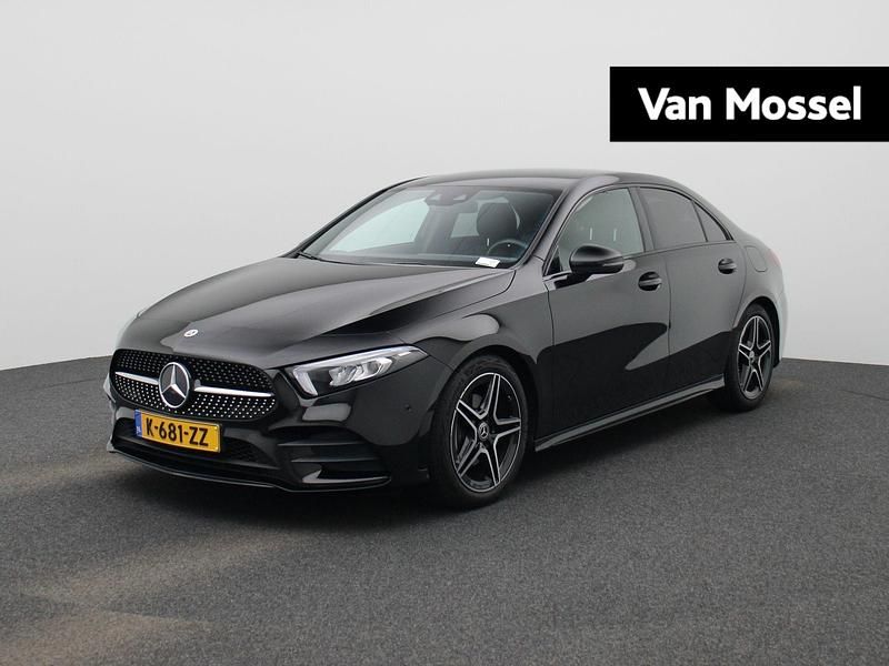 Sedan Gebruikt 2021 Mercedes A180 Business Sedan | € 26.445 (Eerlijke prijs) - Afbeelding 1/3