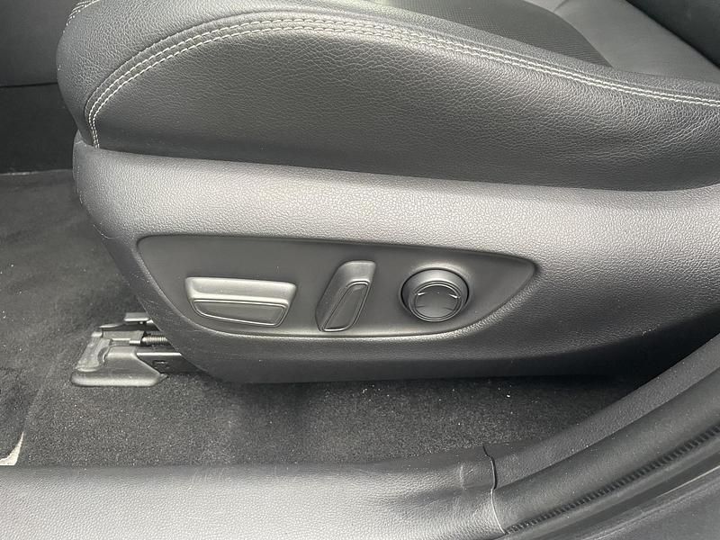 Occasion Toyota RAV4 Hybrid Executive 2026 Grijs SUV