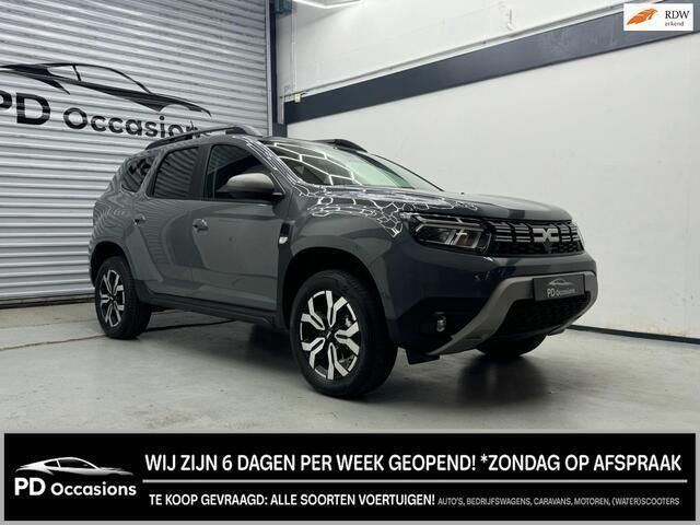 Grijs Gebruikt 2024 Dacia Duster Journey SUV | € 22.950 (Eerlijke prijs) - Afbeelding 1/4