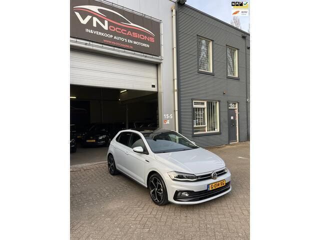 Wit Gebruikt 2020 VW Polo R-line Hatchback | € 17.950 (Iets duurder) - Afbeelding 1/4