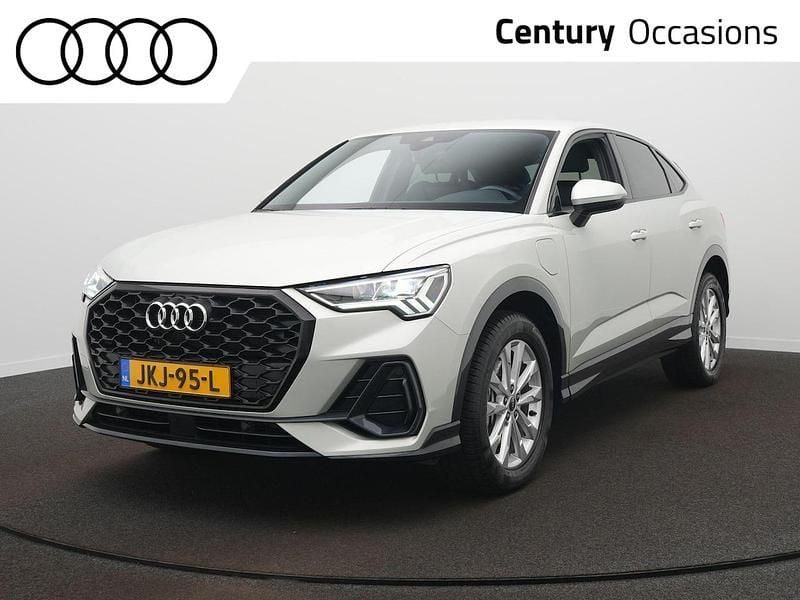 Grijs Gebruikt 2022 Audi Q3 Sportback S-Line SUV | € 34.900 (Super prijs) - Afbeelding 1/4