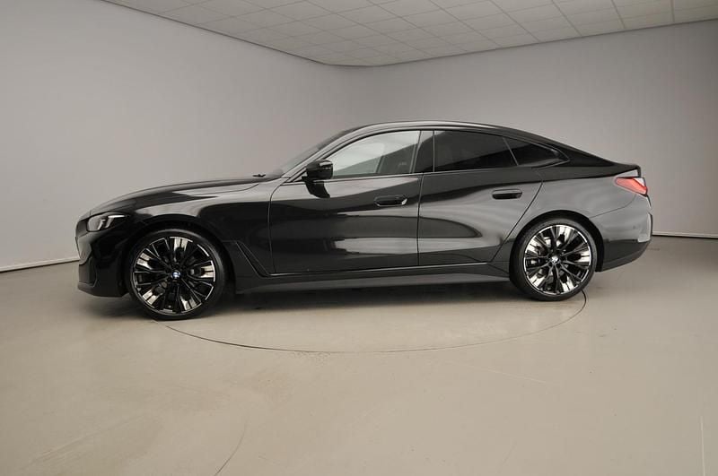 Occasion BMW 420 Comfort Edition 184 PK (135 kW) 2025 Zwart (metallic) Coupé