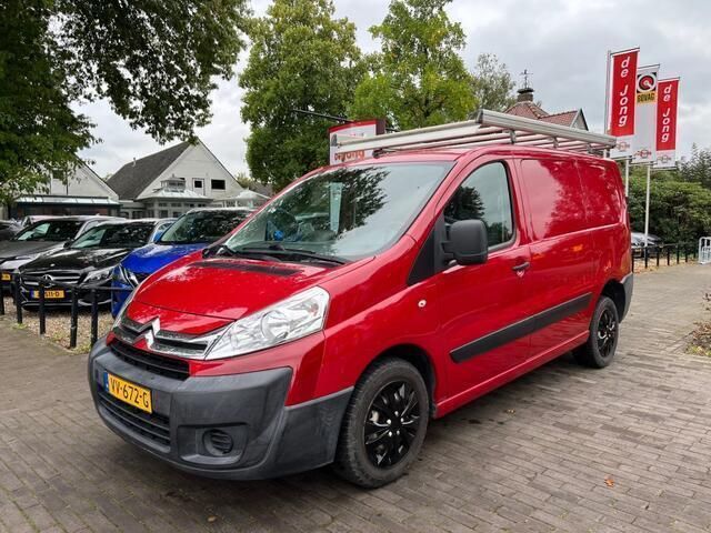 Rood Gebruikt 2016 Citroën Jumpy MPV | € 7.450 (Eerlijke prijs) - Afbeelding 1/4