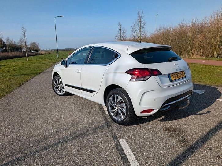 Occasion Citroën DS4 So Chic 120 PK (88 kW) 2012 Wit Hatchback