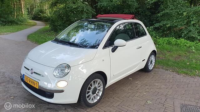 Wit Gebruikt 2011 Fiat 500 Lounge Hatchback | € 4.249 (Goede deal) - Afbeelding 1/4