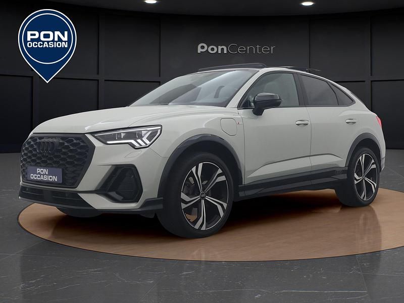 Zilver Gebruikt 2022 Audi Q3 SUV | € 45.950 - Afbeelding 1/4