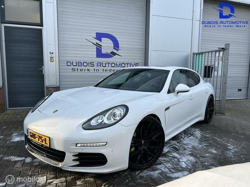 Wit Gebruikt 2013 Porsche Panamera Sedan | € 34.940 - Afbeelding 1/4