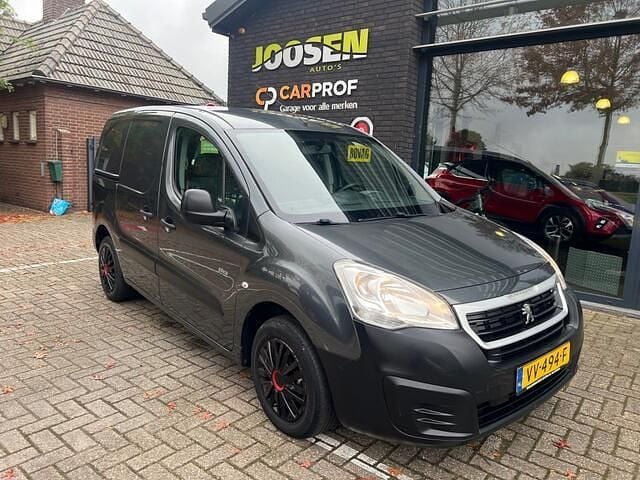 Grijs Gebruikt 2016 Peugeot Partner Van | € 5.950 (Goede deal) - Afbeelding 1/4