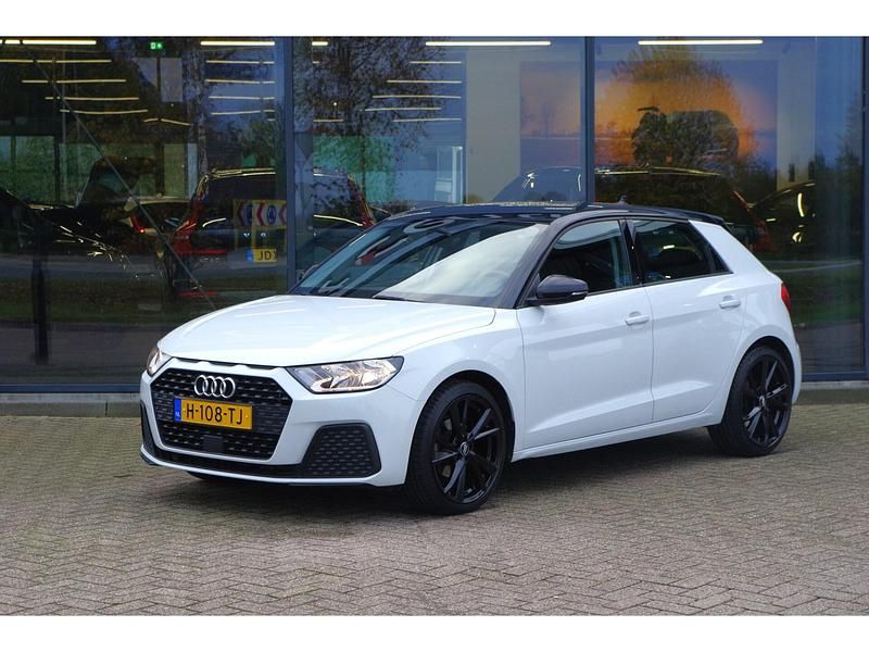 Wit Gebruikt 2019 Audi A1 Advanced Hatchback | € 21.750 (Iets duurder) - Afbeelding 1/4