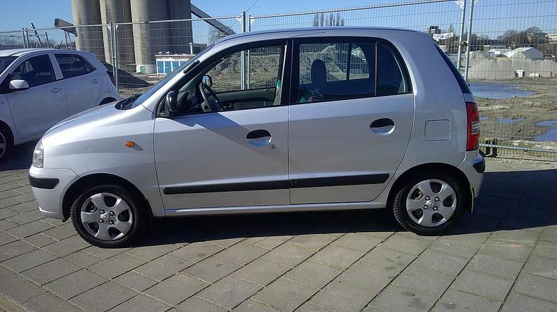 Grijs Gebruikt 2004 Hyundai Atos Active Hatchback | € 3.250 - Afbeelding 1/4