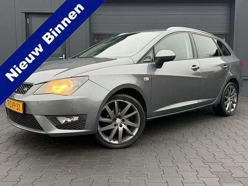 Grijs Gebruikt 2014 Seat Ibiza ST FR Stationwagen | € 6.950 (Eerlijke prijs) - Afbeelding 1/4