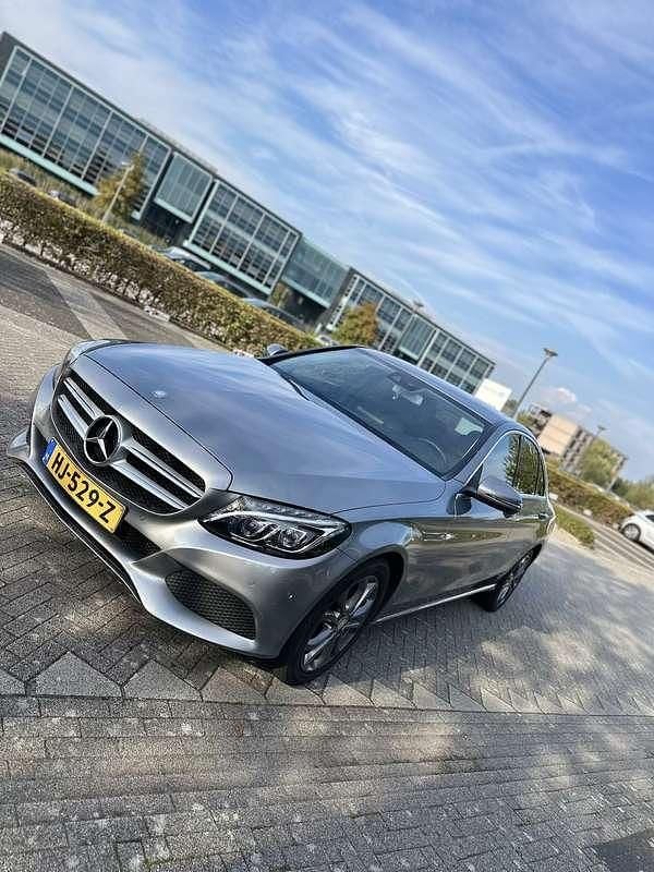 Occasion 2015 Mercedes C350e Exclusive Sedan | € 15.200 (Eerlijke prijs) - Afbeelding 1/4