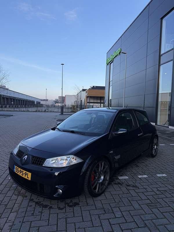 Blauw Occasion 2004 Renault Mégane II R.S. Hatchback | € 9.500 - Afbeelding 1/4