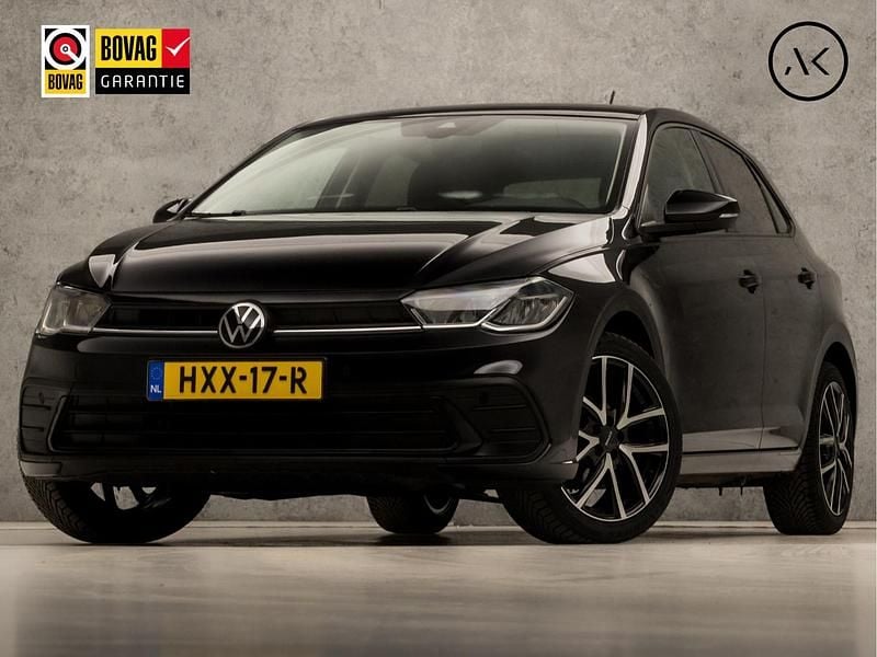 Zwart Gebruikt 2023 VW Polo Sportline Hatchback | € 22.445 (Goede deal) - Afbeelding 1/4