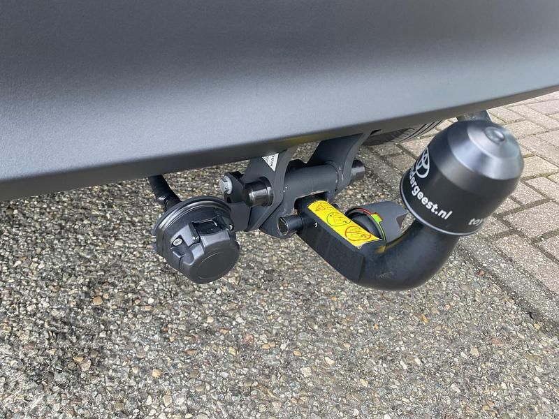 Occasion Toyota Yaris Cross Active 93 PK (68 kW) 2024 Zwart SUV