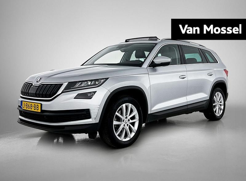 Grijs Gebruikt 2020 Skoda Kodiaq Business Line SUV | € 29.900 (Eerlijke prijs) - Afbeelding 1/4
