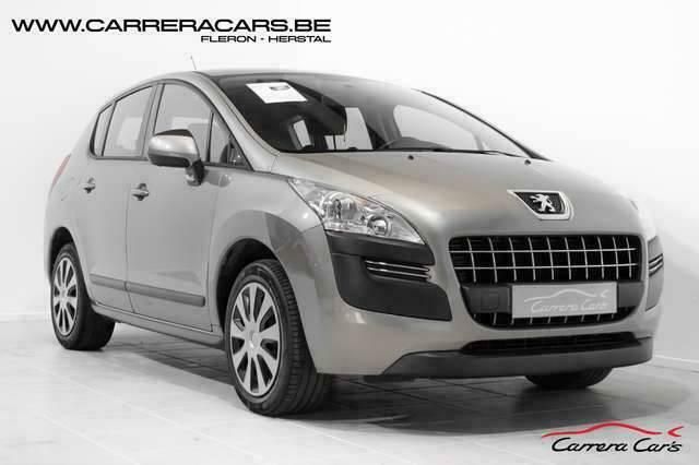 Zilver Gebruikt 2012 Peugeot 3008 Premium SUV | € 6.990 (Eerlijke prijs) - Afbeelding 1/4