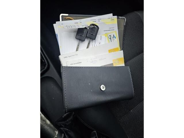 Occasion Opel Tigra Sport 90 PK (66 kW) 2007 Blauw Cabriolet