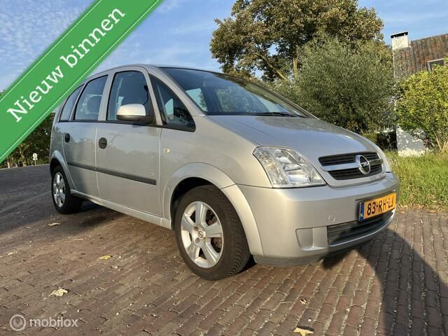 Grijs Gebruikt 2005 Opel Meriva MPV | € 1.995 (Eerlijke prijs) - Afbeelding 1/4