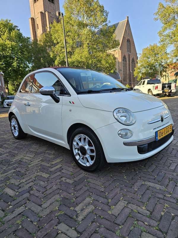 Wit Gebruikt 2010 Fiat 500 Lounge Cabriolet | € 7.500 (Duur) - Afbeelding 1/4