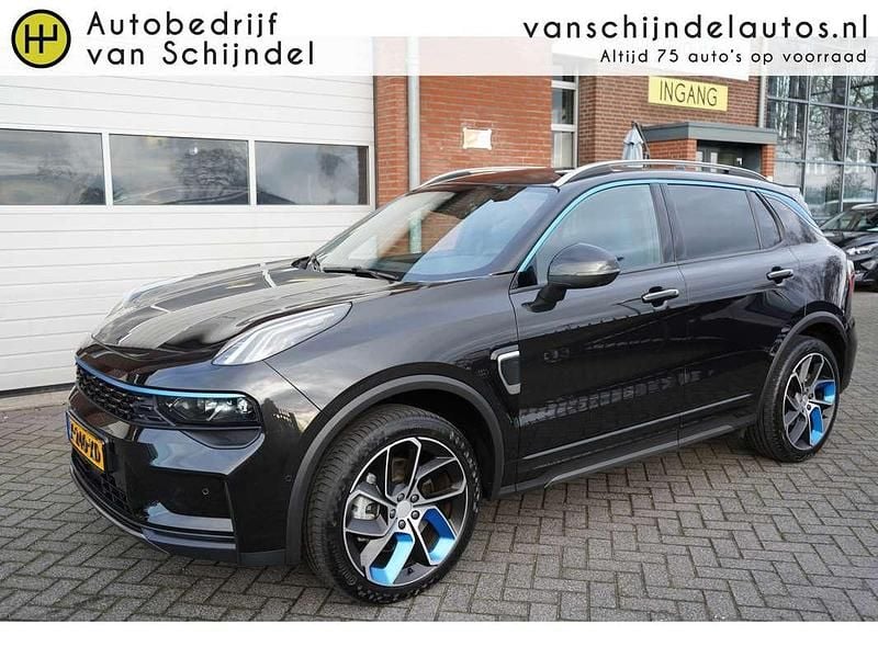 Zwart (metallic) Occasion 2024 Lynk & Co 01 SUV | € 24.945 (Goede deal) - Afbeelding 1/4