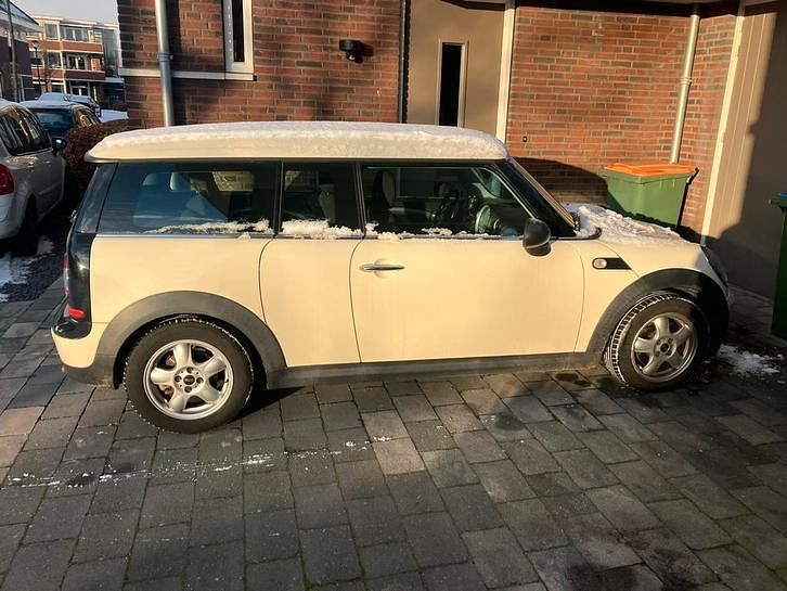 Gebruikt 2010 Mini One Clubman Stationwagen | € 4.495 (Eerlijke prijs) - Afbeelding 1/4