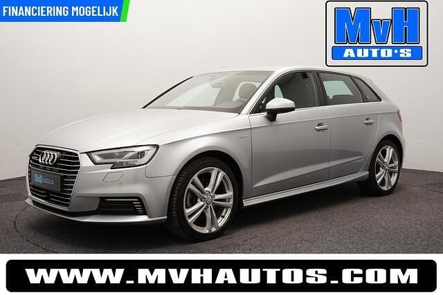 Grijs Gebruikt 2016 Audi A3 Sportback S-Line Hatchback | € 14.999 (Eerlijke prijs) - Afbeelding 1/4