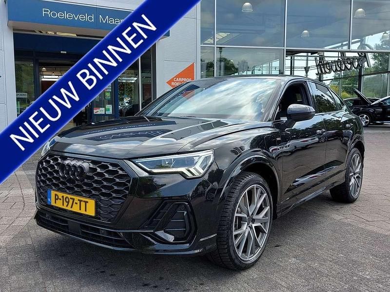 Zwart Gebruikt 2022 Audi Q3 Sportback S-Line SUV | € 38.950 (Super prijs) - Afbeelding 1/3