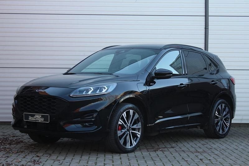 Zwart Occasion 2025 Ford Kuga ST-Line X SUV | € 28.950 (Super prijs) - Afbeelding 1/4
