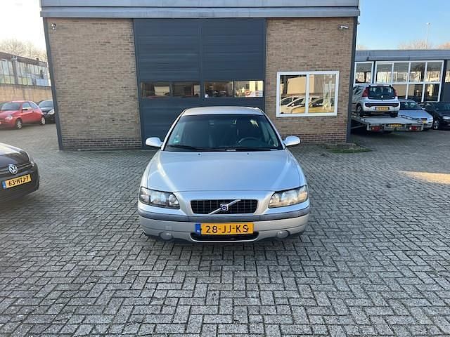Occasion Volvo S60 163 PK (119 kW) 2002 Grijs Sedan