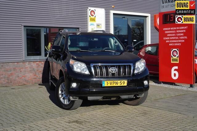 Zwart Gebruikt 2011 Toyota Land Cruiser SUV | € 26.995 (Eerlijke prijs) - Afbeelding 1/4