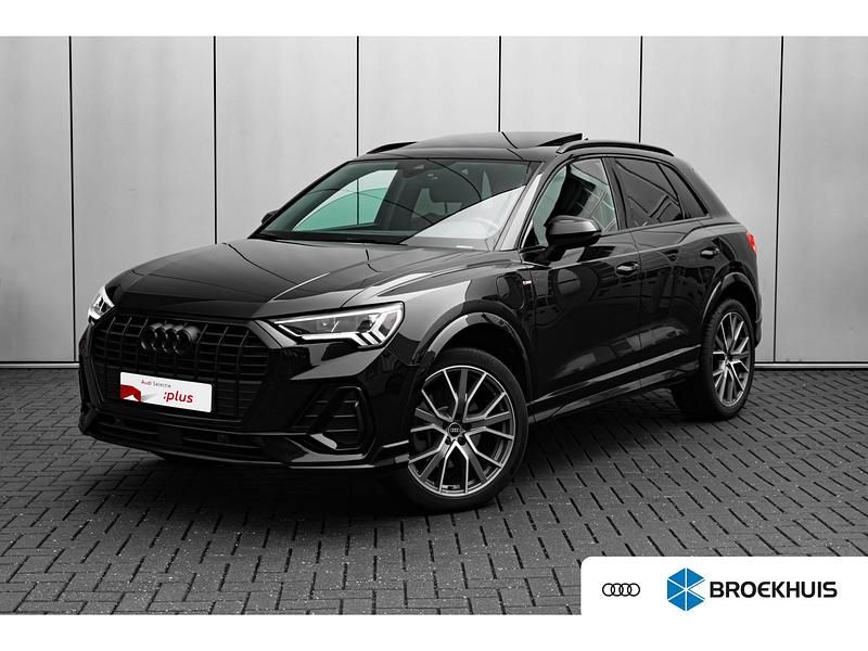 Zwart Occasion 2022 Audi Q3 Comfort SUV | € 37.940 - Afbeelding 1/4