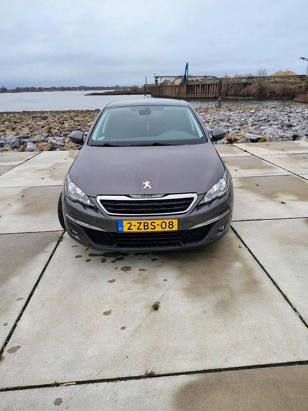 Gebruikt 2014 Peugeot 308 Stationwagen | € 4.500 (Eerlijke prijs) - Afbeelding 1/4